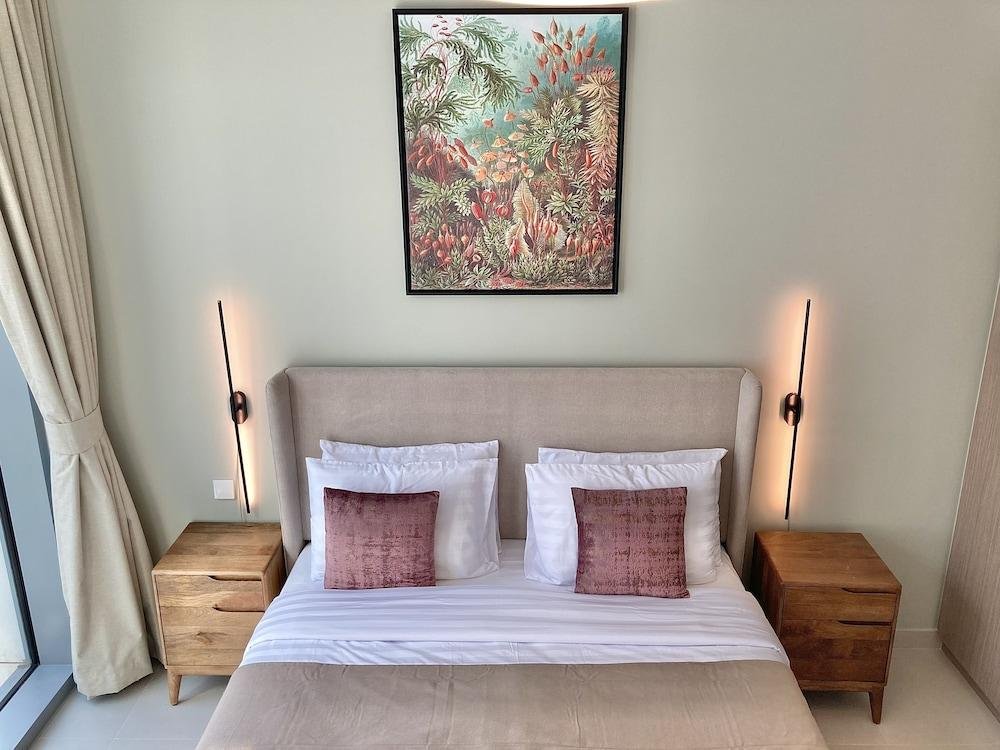 Дубай: Апартаменты SuperHost Stylish Apartment Facing Creek Harbour