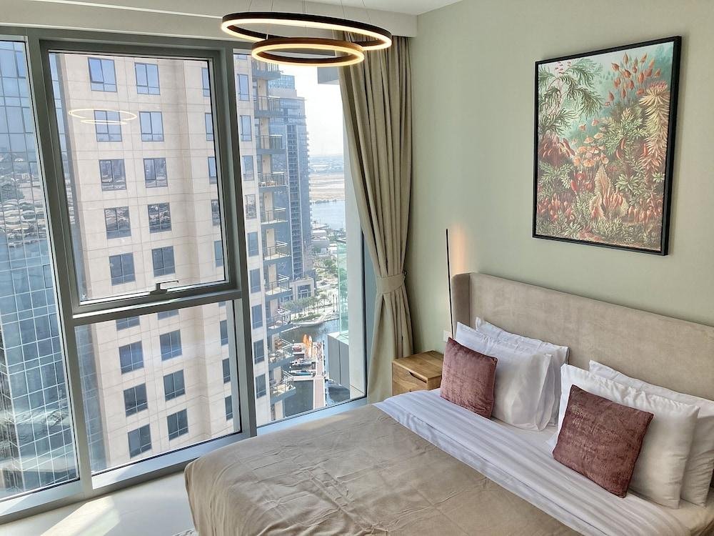 Дубай: Апартаменты SuperHost Stylish Apartment Facing Creek Harbour