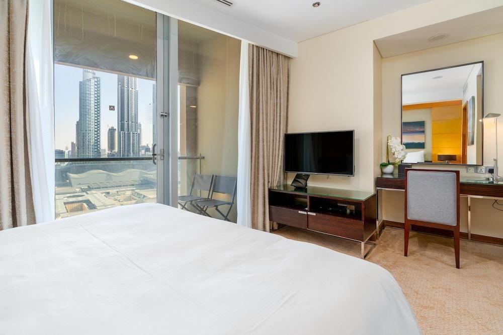 Дубай: АпартаментыSuperHost - Breathtaking Panoramic Burj View From This Condo | Address Dubai Mall