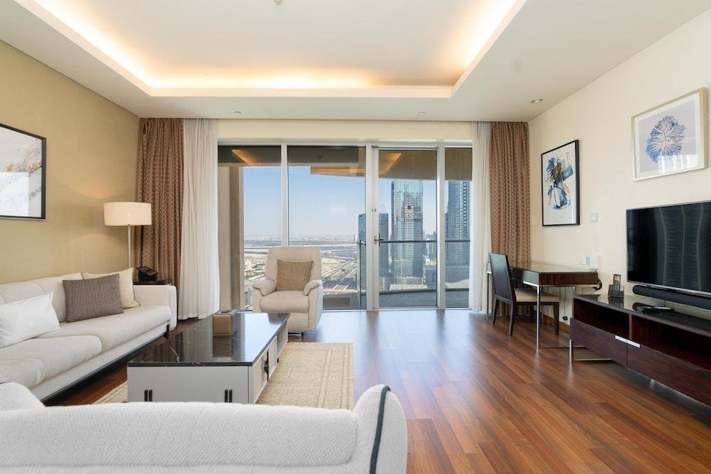 Дубай: Апартаменты SuperHost Glamorous Apt with Terrace Overlooking Skyline I Address Dubai Mall