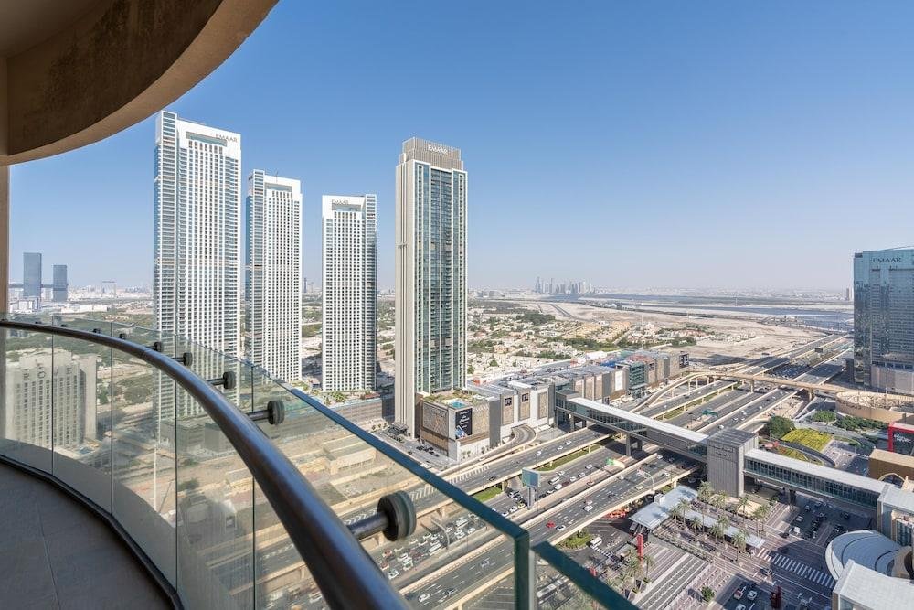 Дубай: Апартаменты SuperHost Glamorous Apt with Terrace Overlooking Skyline I Address Dubai Mall