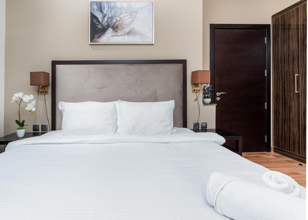 Дубай: Superhost - Elegant Apartment With Balcony In Downtown
