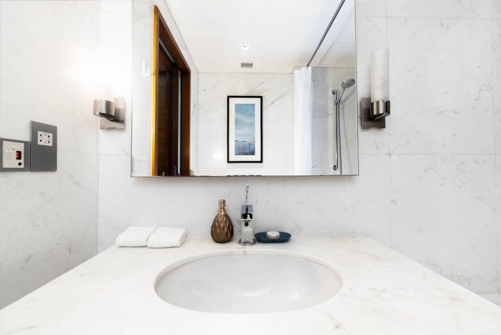 Дубай: Апартаменты SuperHost - Amazing Burj Khalifa View From This Sleek Studio | Address Dubai Mall