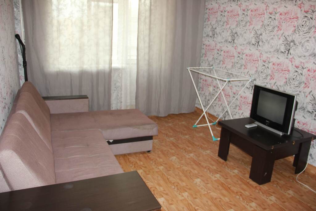 Красноярск: Golden Key On Alekseeva Street 23