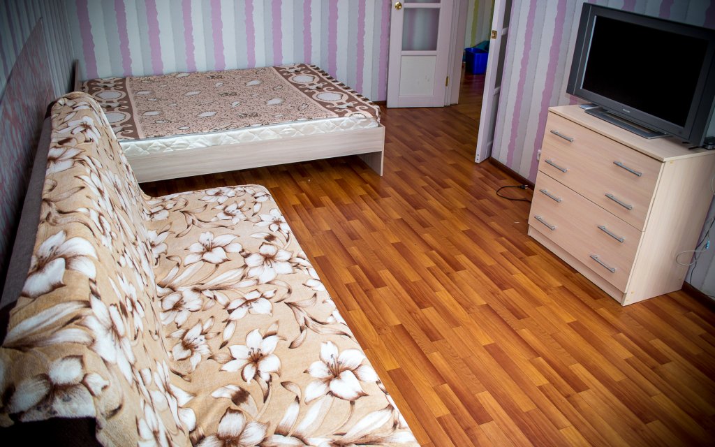 Красноярск: Apartments Kvartirov on str. Alekseeva, bld. 50