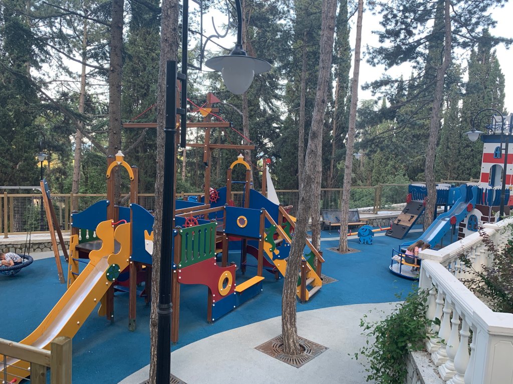 carousel image 6