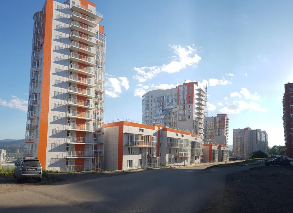 Красноярск: Апартаменты на Киренского 24