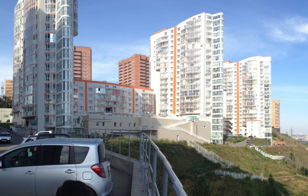 Красноярск: Апартаменты на Киренского 24