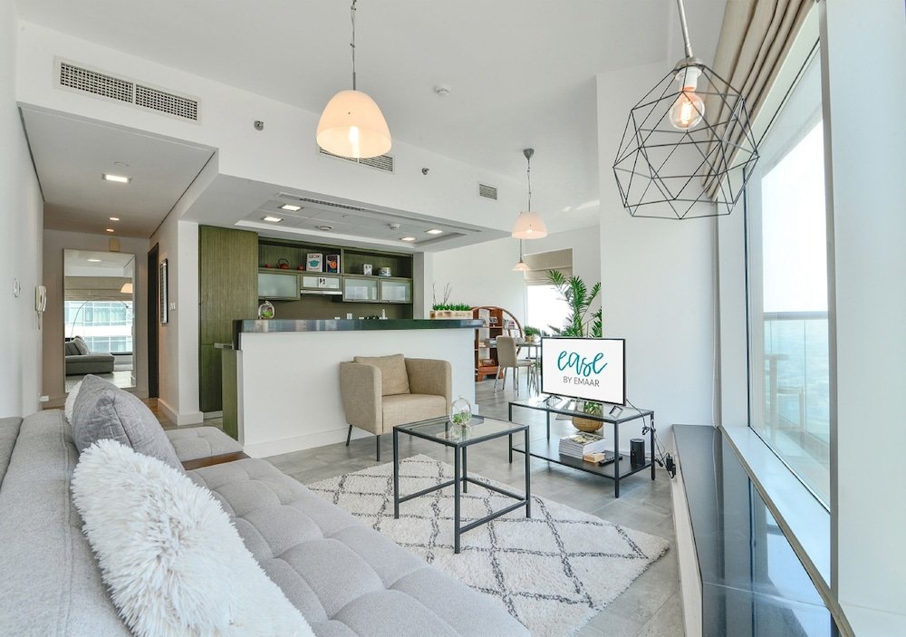 Дубай: Oceanic Ease By Emaar Two Bedroom Apartment