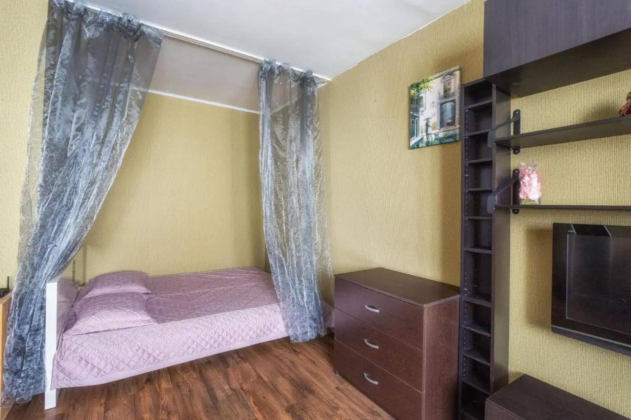Москва: Akademika Bakuleva Apartments