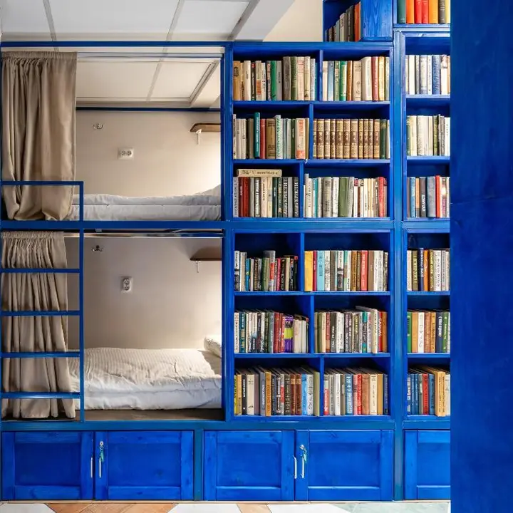 Хостел BookCase — фото 1