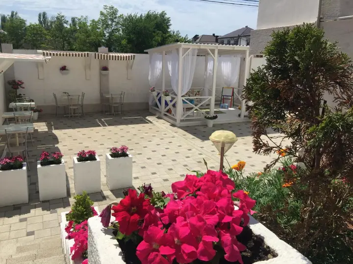Анапа: Divo Divnoe Guest House