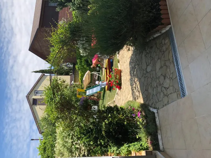 Агой: Sad u Morya Guest House