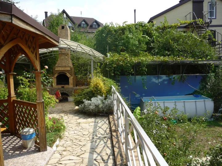 Агой: Sad u Morya Guest House