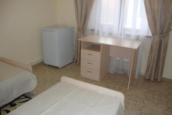 Голубицкая: Komfort Guest House