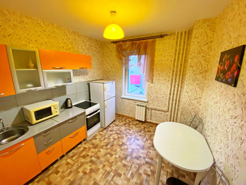 Красноярск: Апартаменты 1-к Республики 33А
