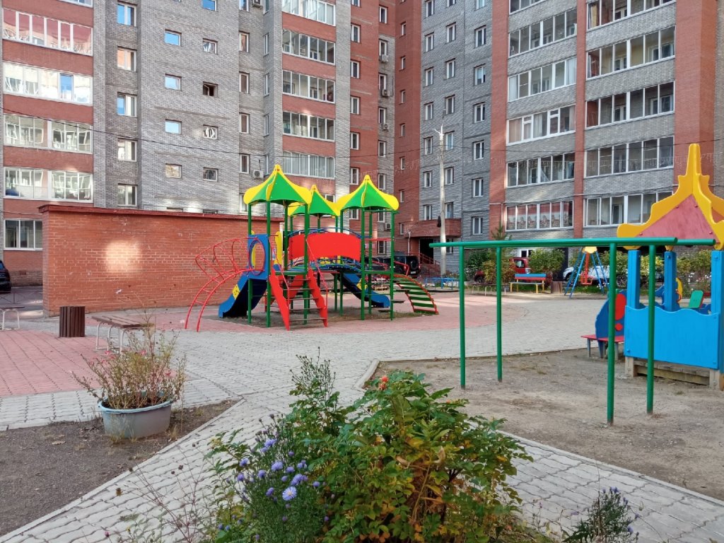 Красноярск: Апартаменты Квартира возле Эйфелевой башни