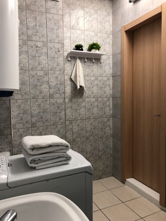 Красноярск: Апартаменты Argentum Home Караульная 82