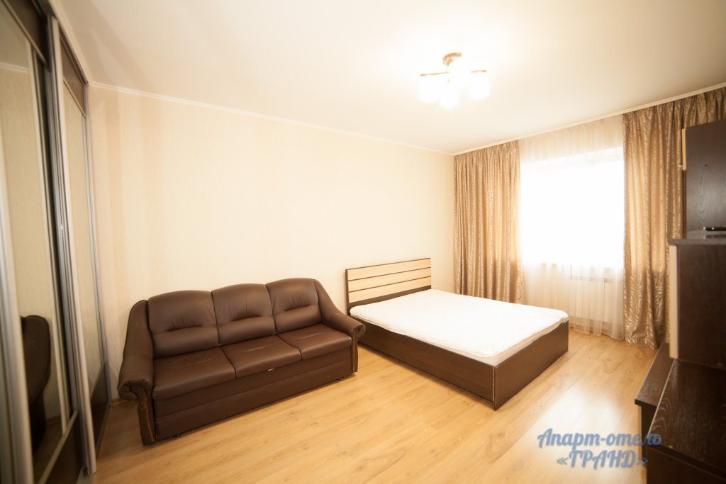Красноярск: Апартаменты 11 Этаж Авиаторов 23