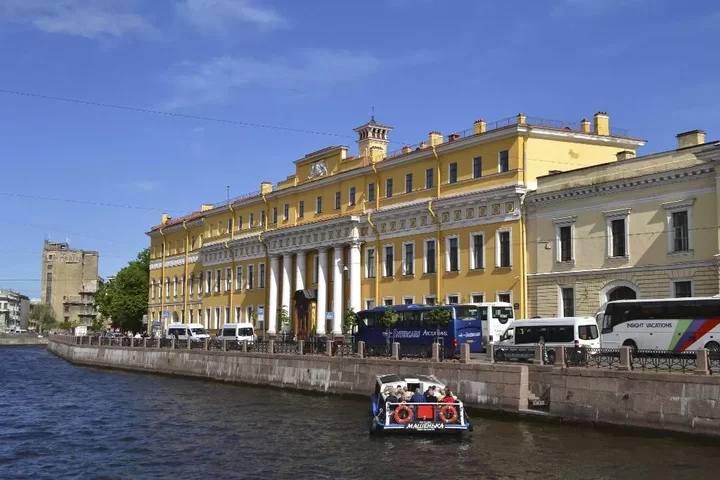 Санкт-Петербург: Хостел Юла