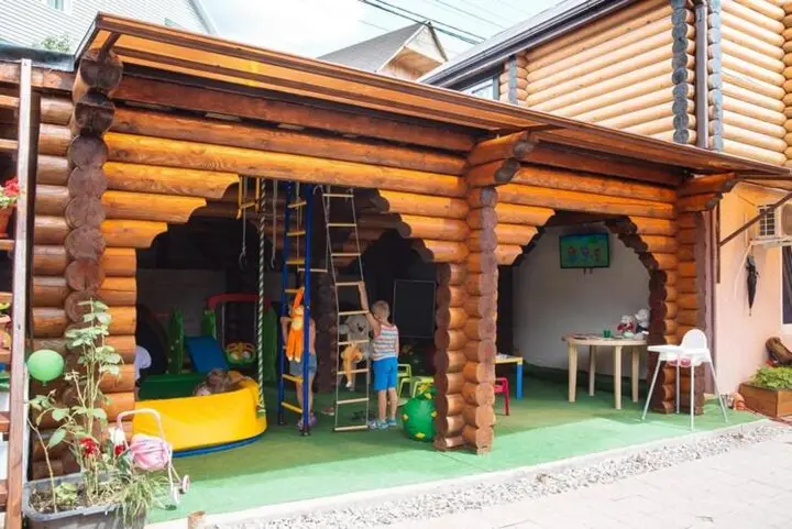 Агой: Guest House on Dorozhnik