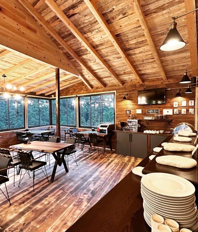 Чамлыхемшин: Glamping Kaledome orman evleri