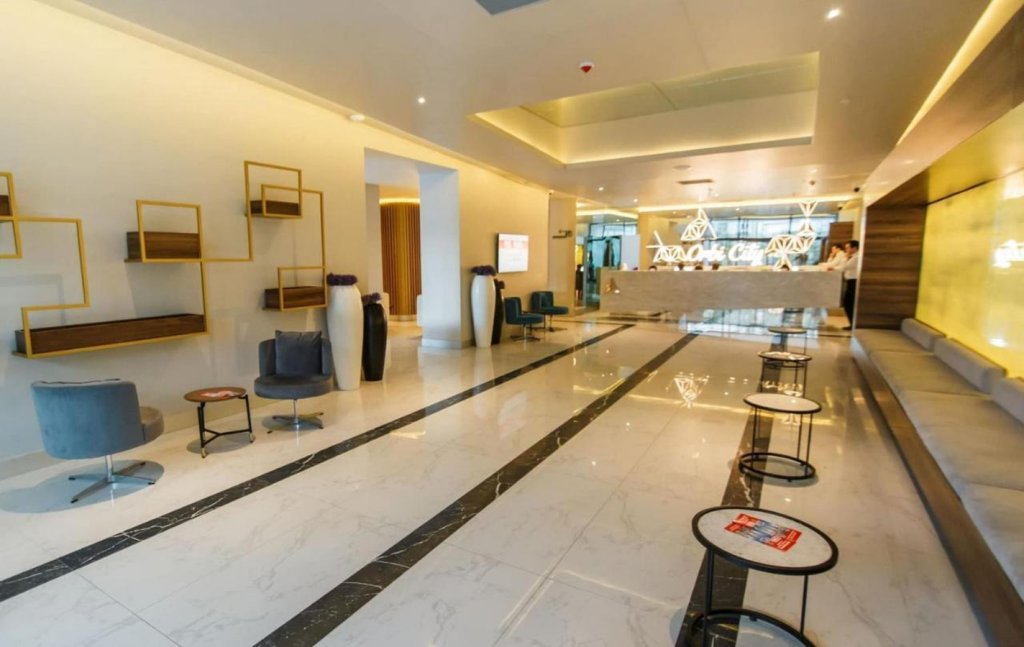 Батуми: Апартаменты 3 Bedrooms Apartment Orbi