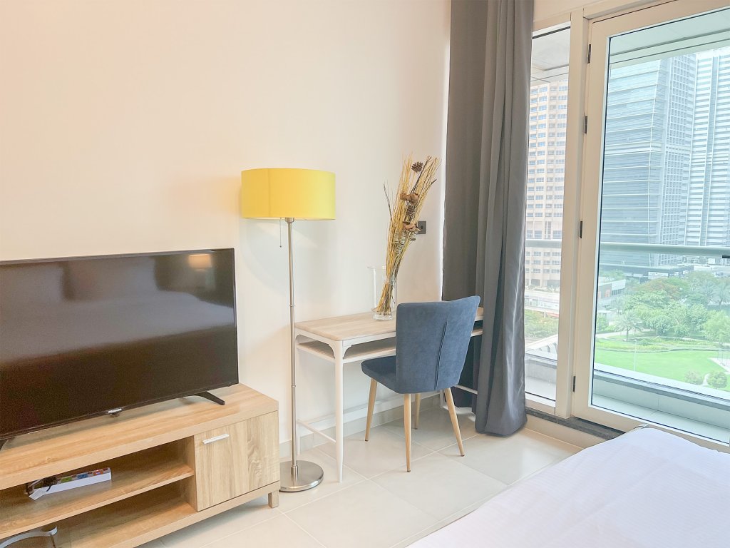 Дубай: Апартаменты Cosmos Living Spacious Studio With Balcony