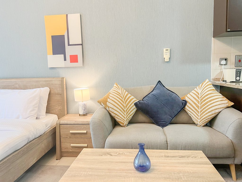 Дубай: Апартаменты Cosmos Living Spacious Studio With Balcony