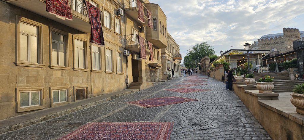 Вянгли: Отель La Casa Old City