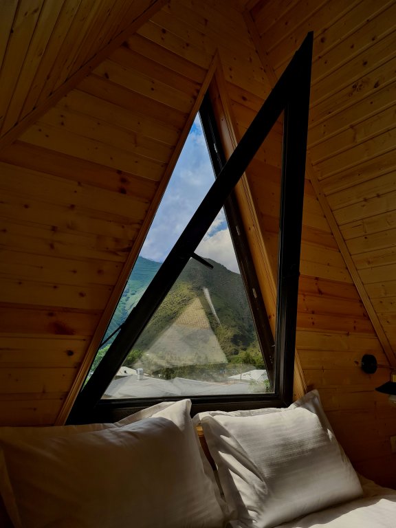 Степанцминда: Отель Chalet District Kazbegi