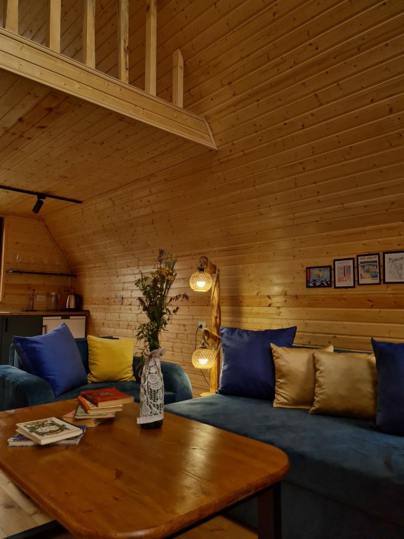 Степанцминда: Отель Chalet District Kazbegi
