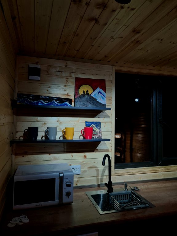 Степанцминда: Отель Chalet District Kazbegi