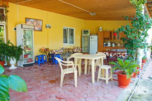 Гечрипш: Guest House Georgina