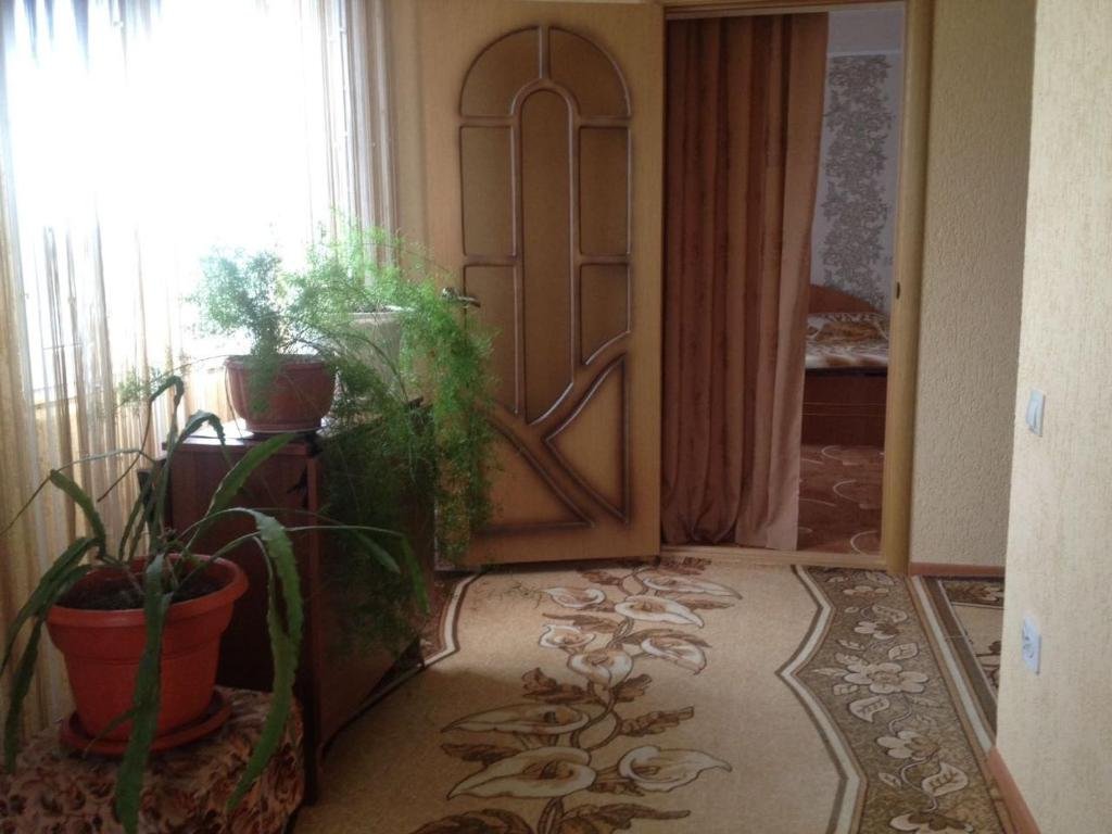 Гечрипш: Guest House Georgina