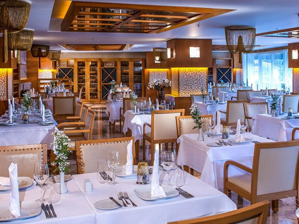 Кемер: Alkoclar Exclusive Kemer