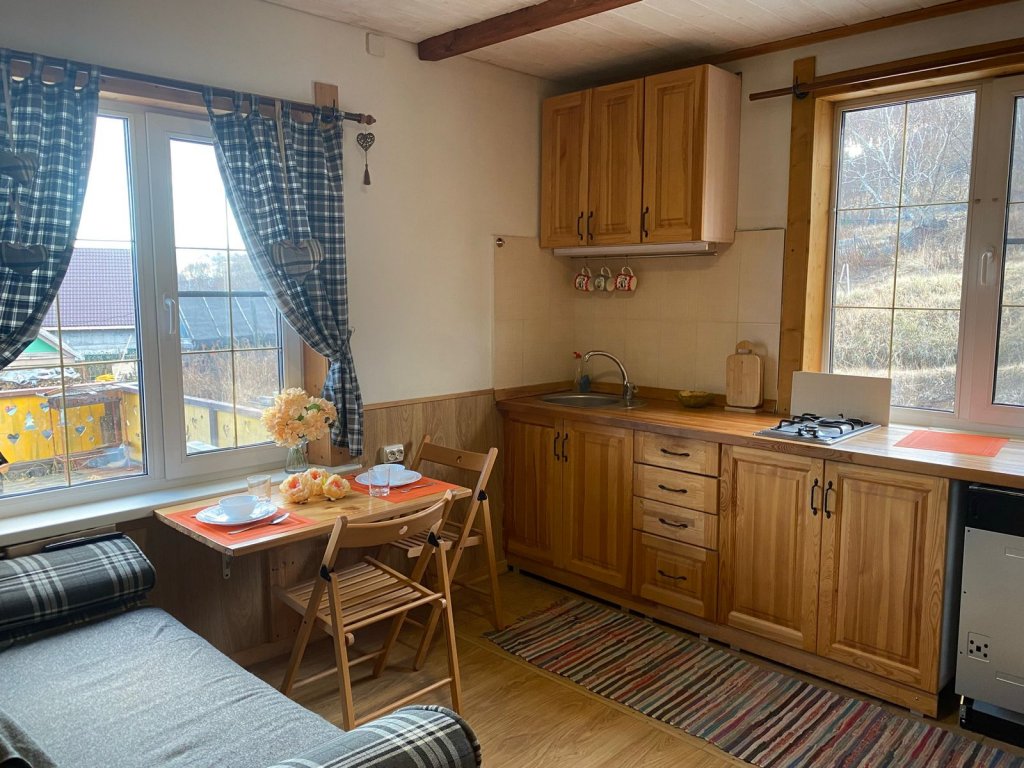Частный дом Swiss Chalet in Kamchatka — фото 4
