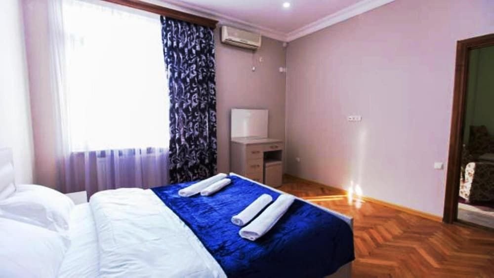 Батуми: Hotel Cattaleya