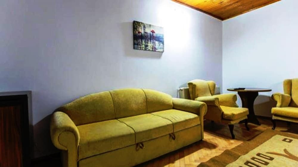 Батуми: Hotel Cattaleya