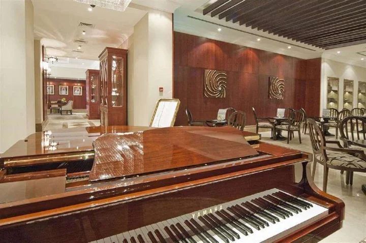 Эль-Айн: Ayla Hotel