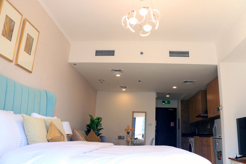 Дубай: Апартаменты Cosmos Living - Goldcrest Views1