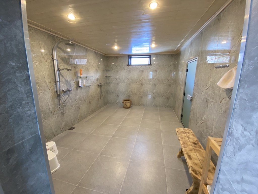 Южно-Сахалинск: Гостевой дом Bay House Sakhalin