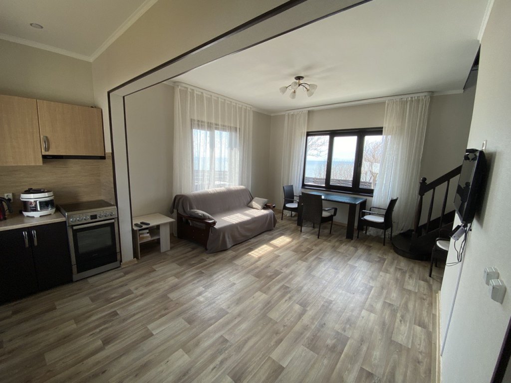 Южно-Сахалинск: Гостевой дом Bay House Sakhalin