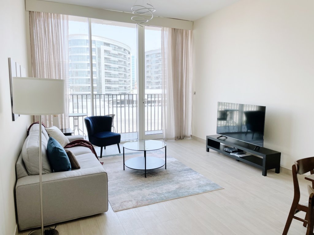 Дубай: Elite LUX Holiday Homes - 1BR Getaway Luxe Pool, Gym, Games Room Arjan, Dubai