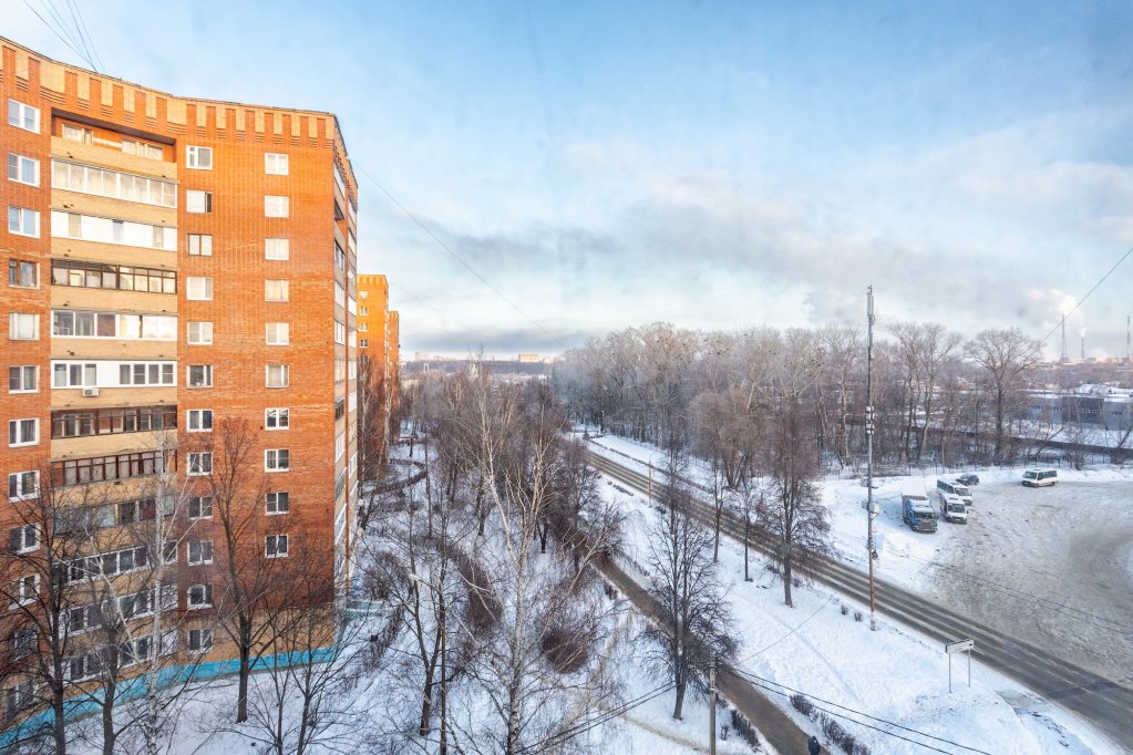 Квартира просторная трехкомнатная — фото 2
