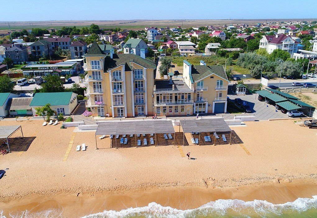 Курортный отель Дивный Мир Золотой Песок  3*** — фото 1