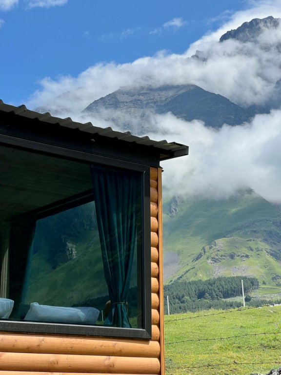 Степанцминда: Шале Kazbegi Inn Cottages