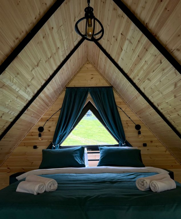 Степанцминда: Шале Kazbegi Inn Cottages