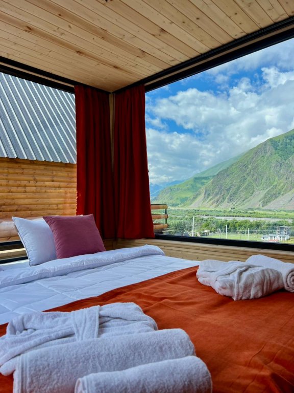 Степанцминда: Шале Kazbegi Inn Cottages