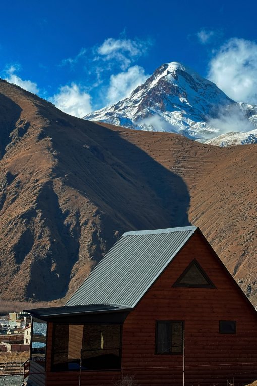 Степанцминда: Шале Kazbegi Inn Cottages